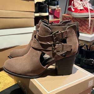 Soda Heeled Open Boots